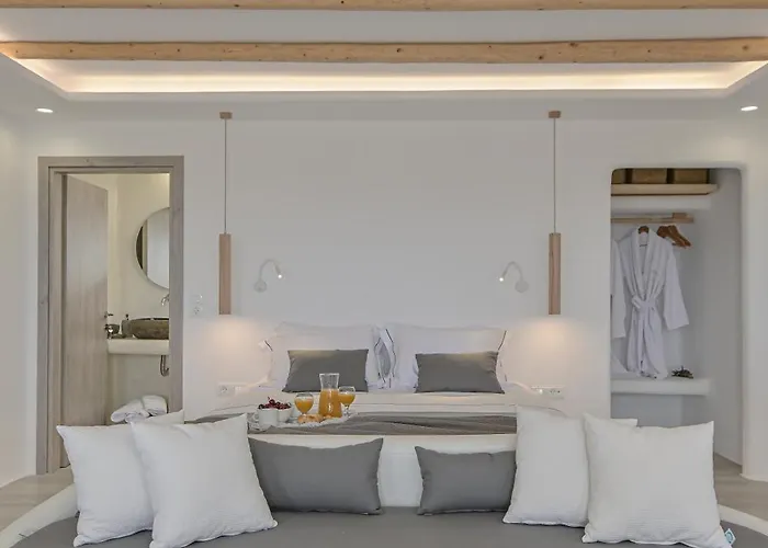 Naxian View * Naxos City