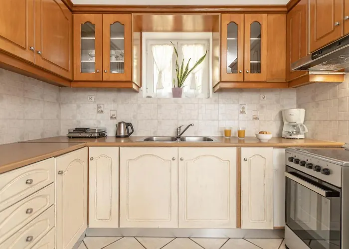 Naxian View Apartment *